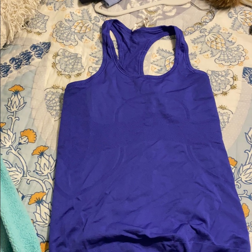 Lululemon tank top